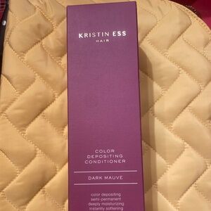 2pk- Kristin Ess Color Depositing Conditioner DARK MAUVE